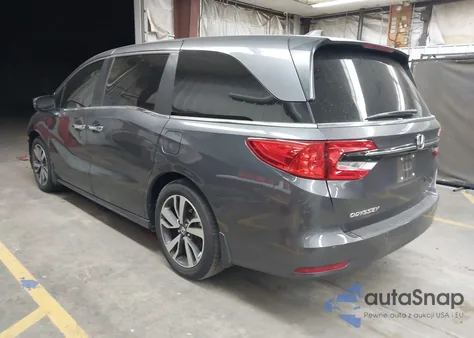 2024 Honda Odyssey Touring z USA, uszkodzony, nr VIN 5FNRL6H8XRB032500